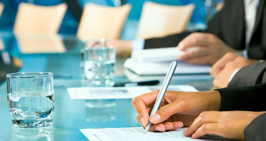 Menteri BUMN Larang Dewan Direksi BUMN Rapat di Hotel